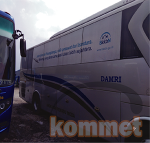  Stiker  Mobil Truk  yang Bikin Tersenyum KOMMET CO ID